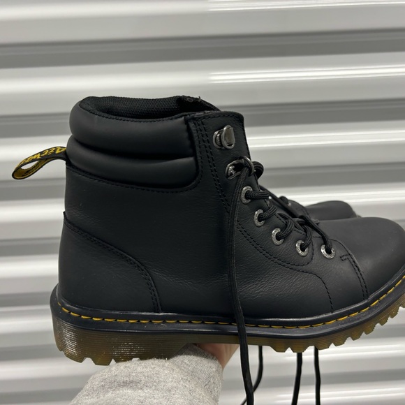 Dr. Martens Boots Size 10US - Picture 1 of 3